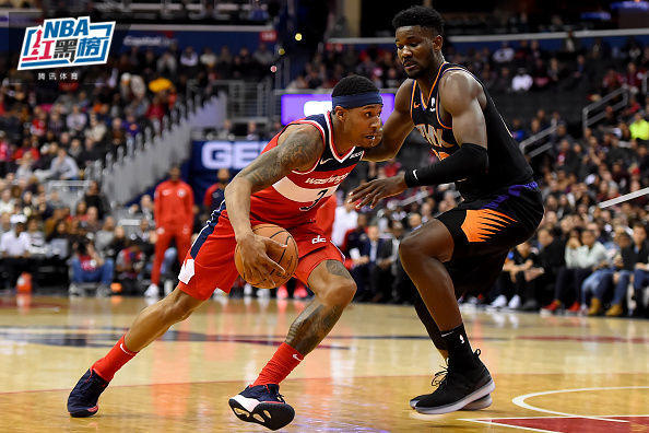 在场上是对 在场上是对