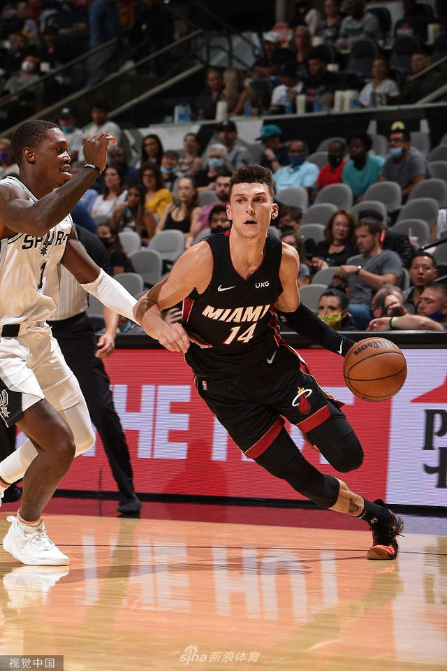 篮球甚至羽 篮球甚至羽