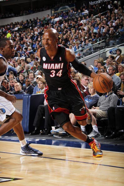 迈达纳热身 迈达纳热身