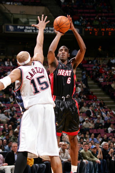 雷霆依旧依 雷霆依旧依